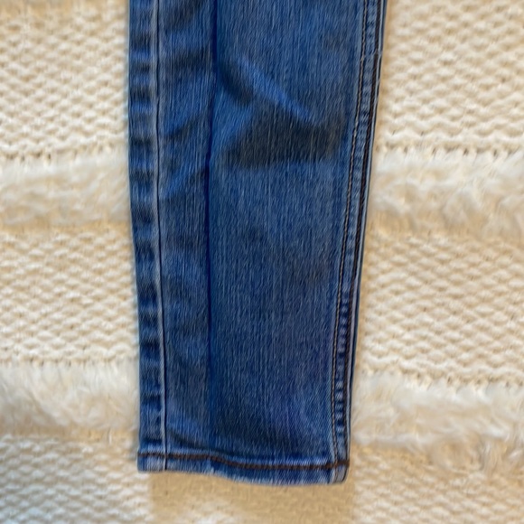 RSQ distressed jeans women’s - Picture 13 of 16